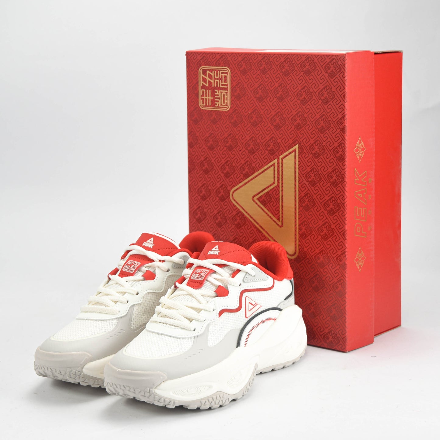 PEAK SHOES