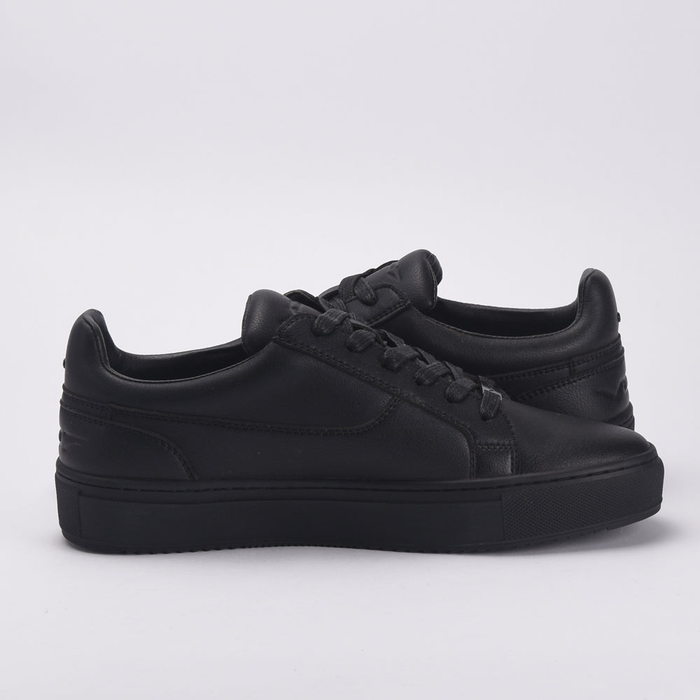 VO7 FOOTWEAR