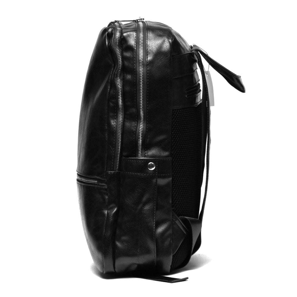 Sac à dos en cuir noir
Référence : 6601N