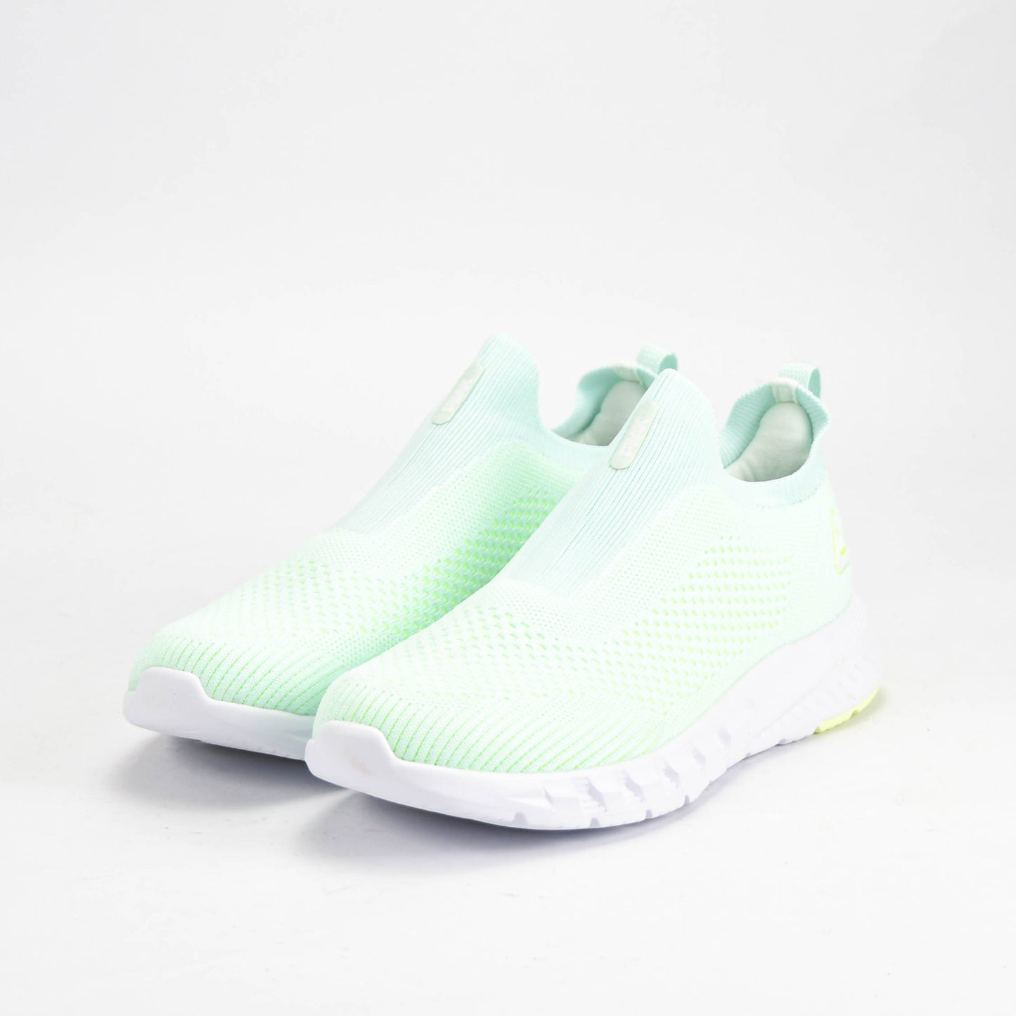 PEAK SHOES