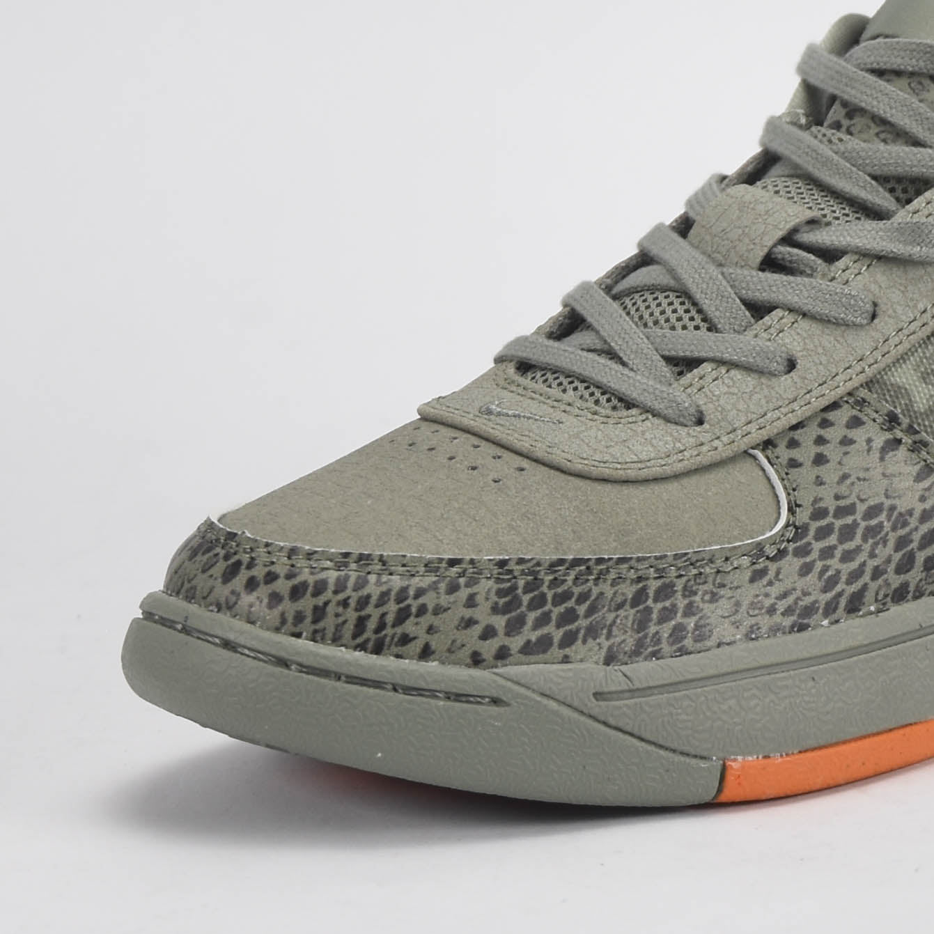 Nike Book 1