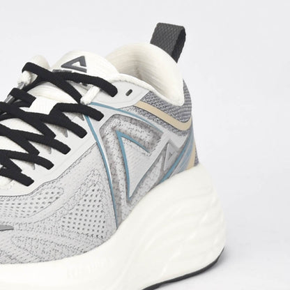 PEAK SHOES