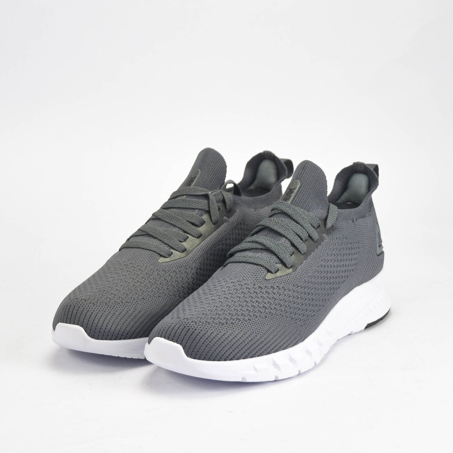 PEAK SHOES