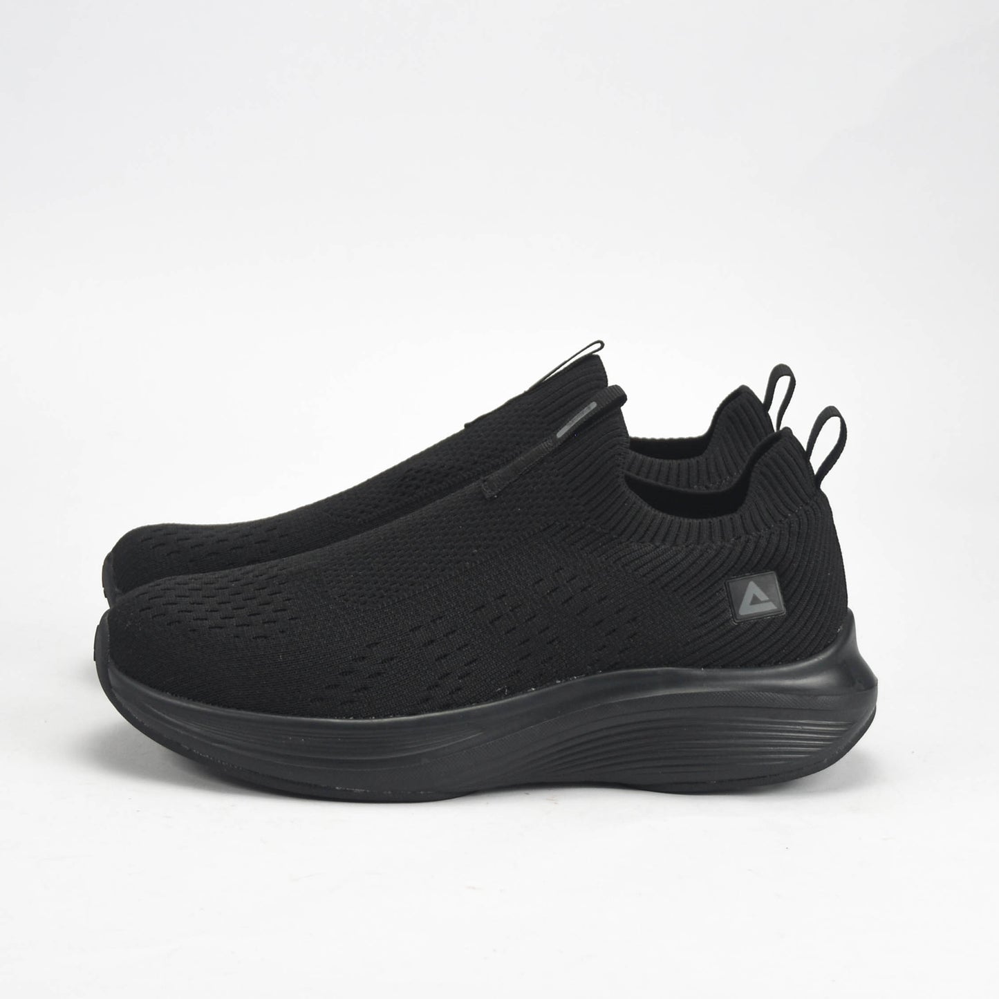 PEAK SHOES