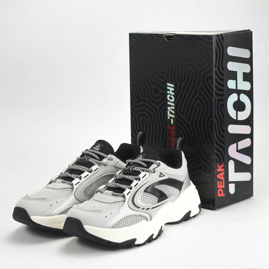 PEAK SHOES