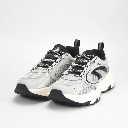 PEAK SHOES