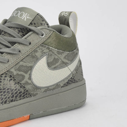 Nike Book 1