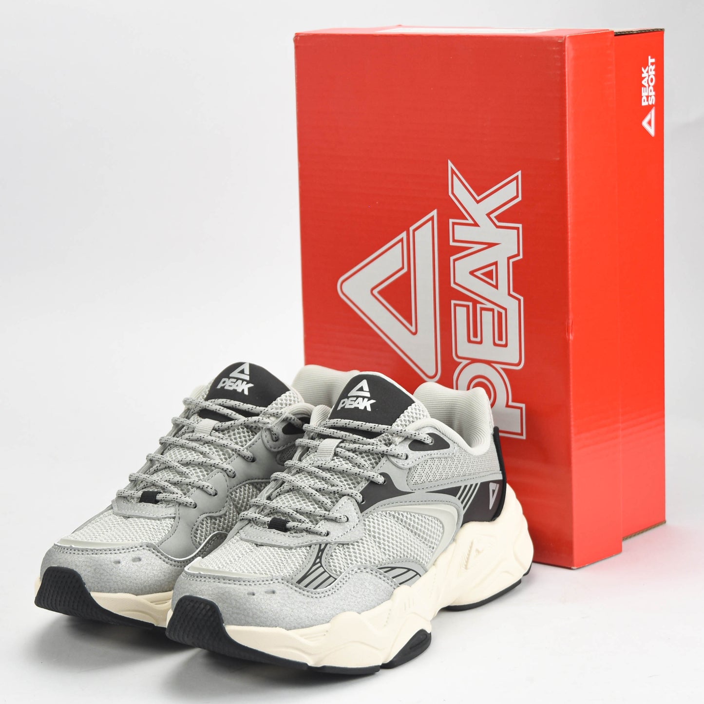 PEAK SHOES