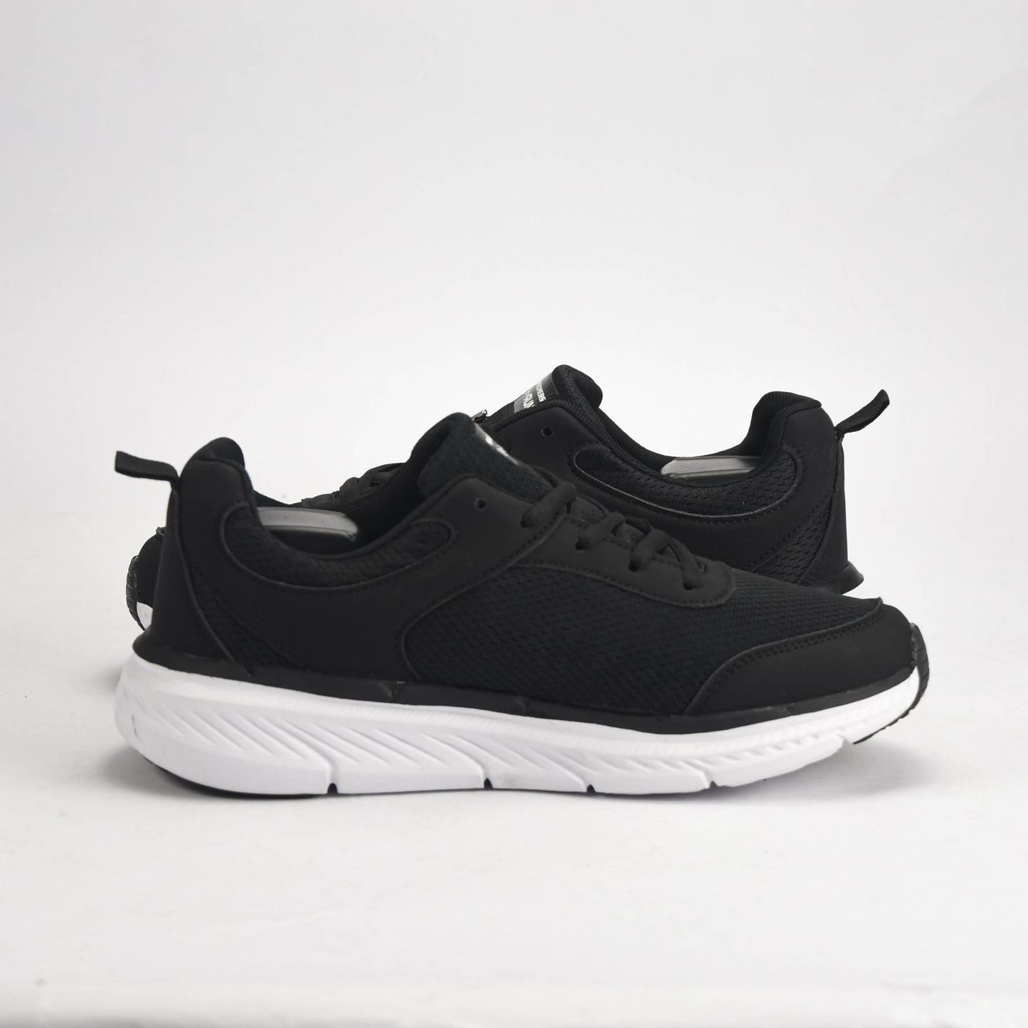 VENOM SHOES