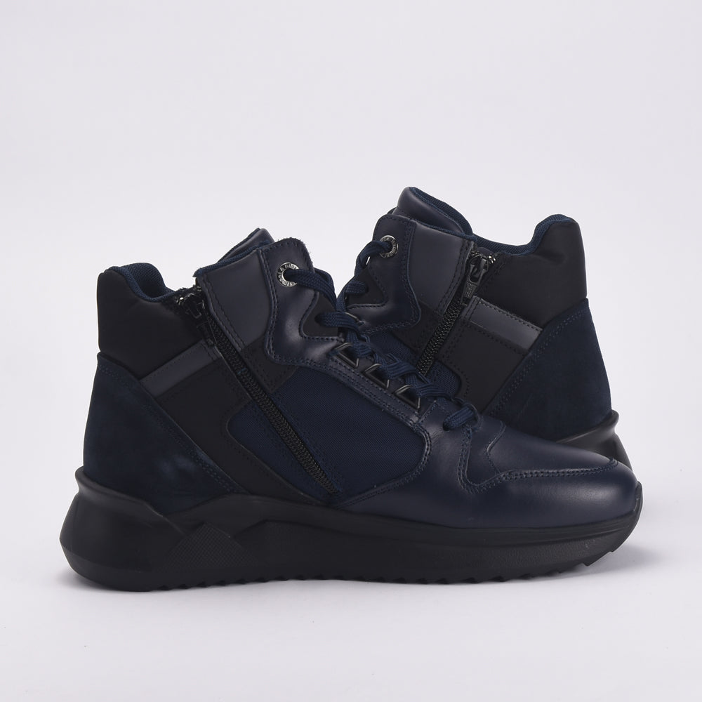 Harmont & Blaine EFM242.031.6190