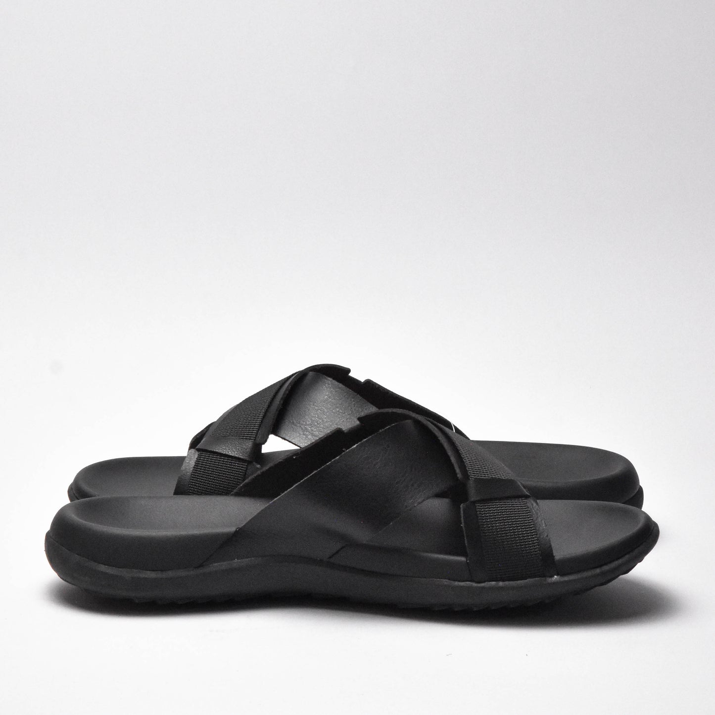 PUCA ROYAL SLIDER02 BLACK