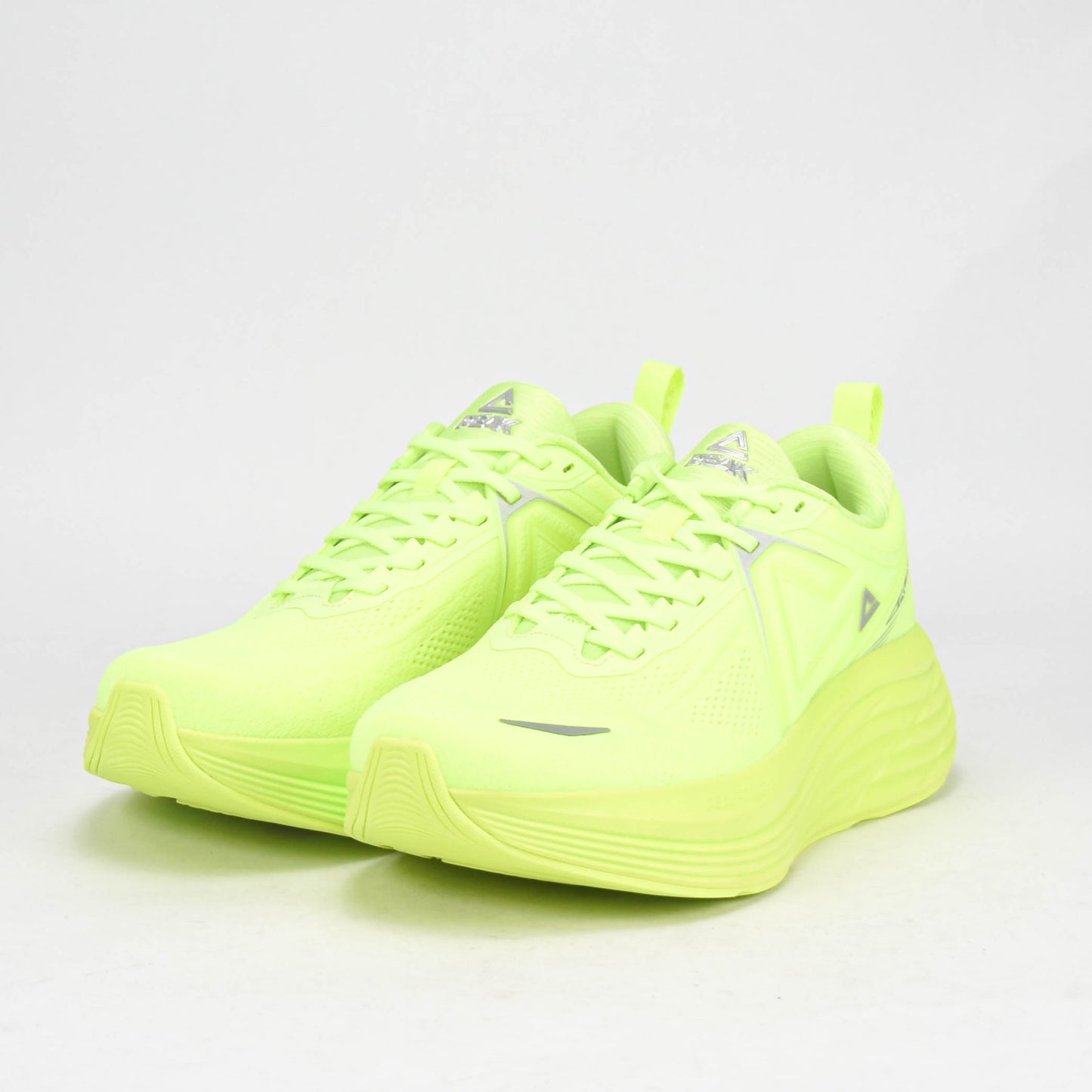PEAK SHOES
