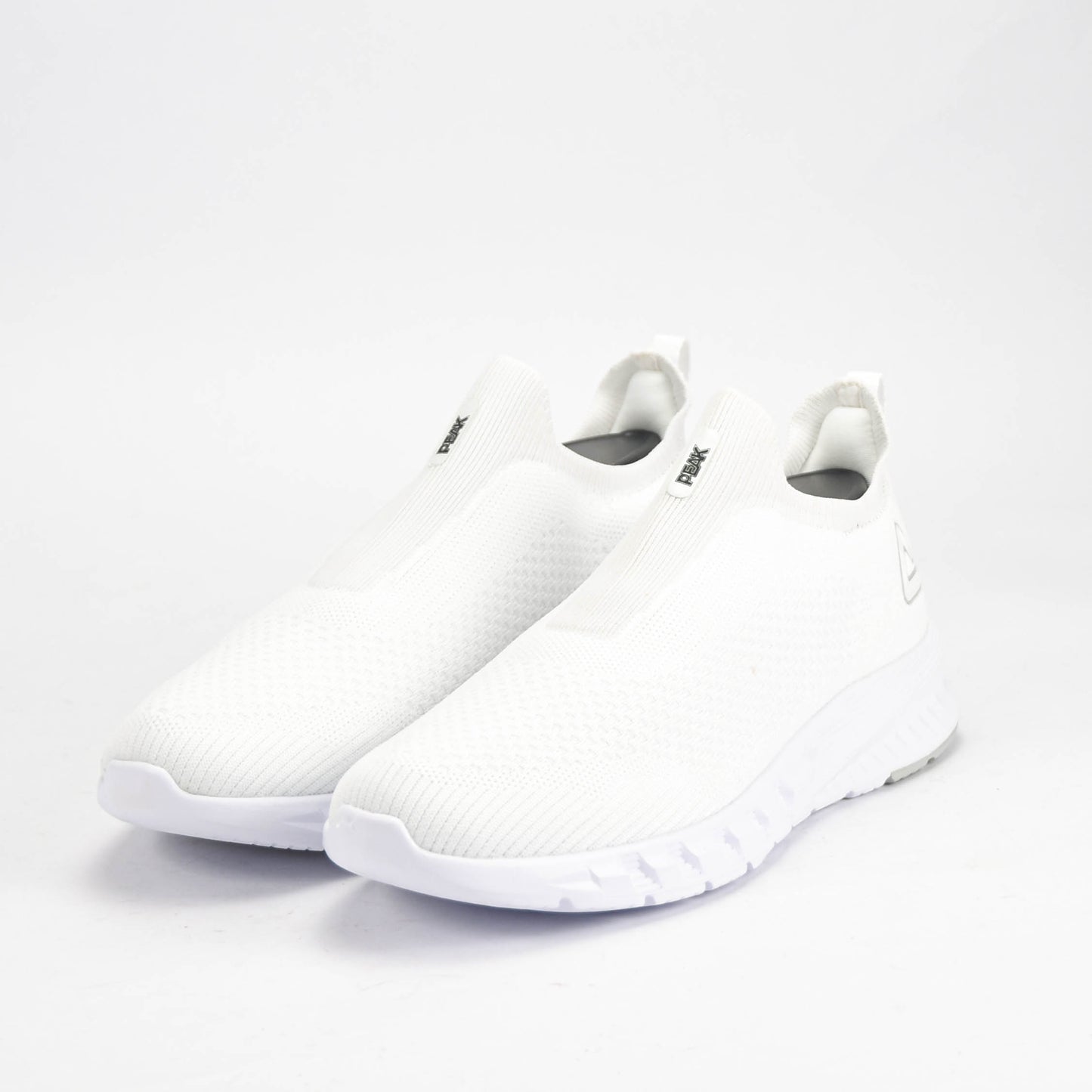 PEAK SHOES