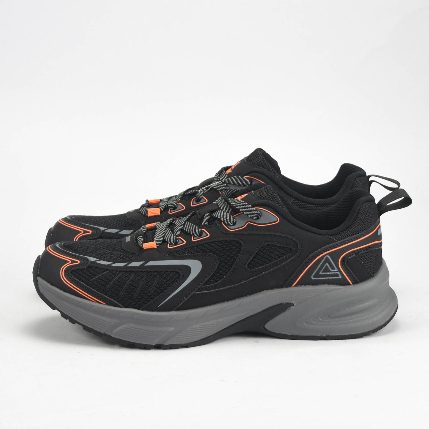 PEAK SHOES