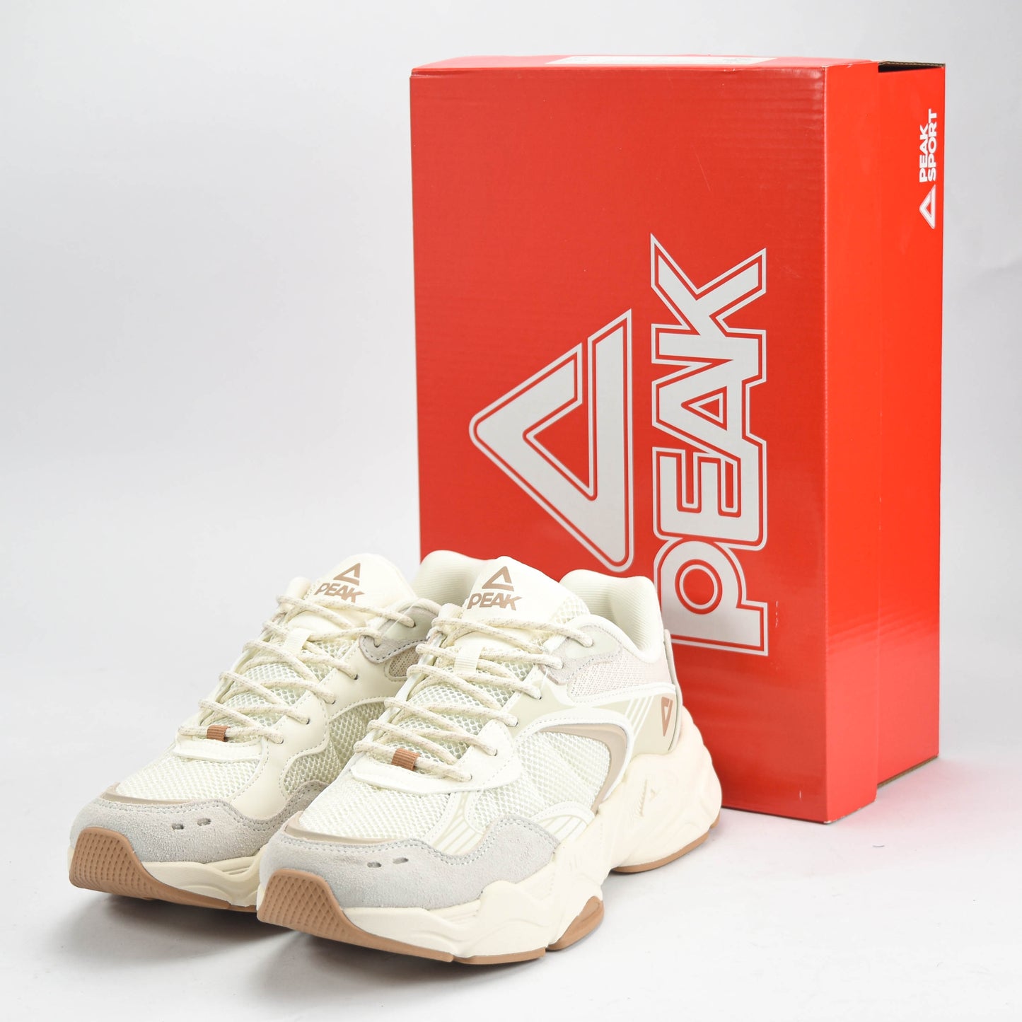 PEAK SHOES