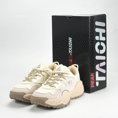 PEAK SHOES