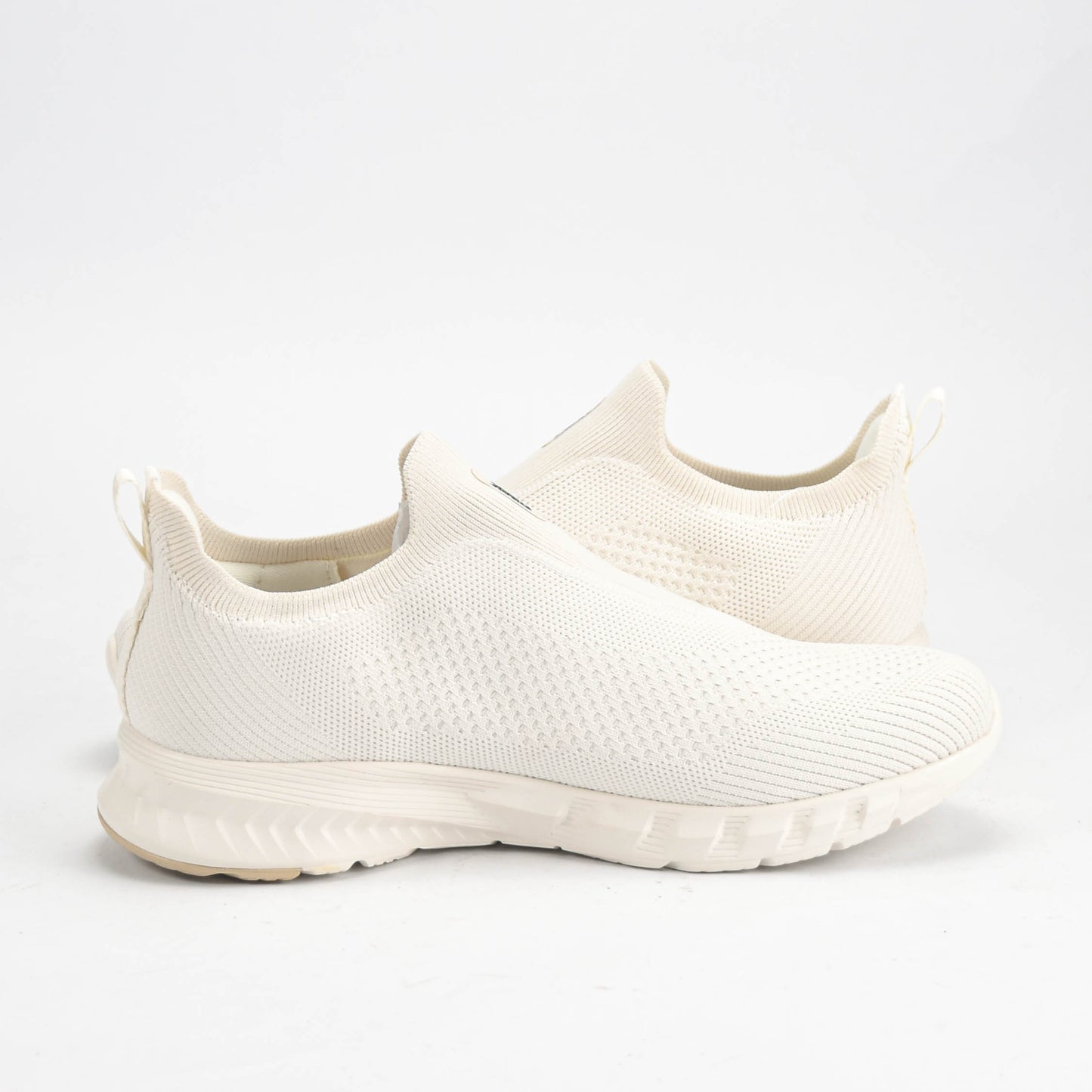 PEAK SHOES