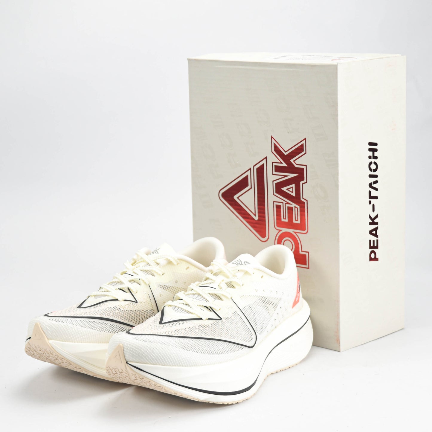 PEAK SHOES