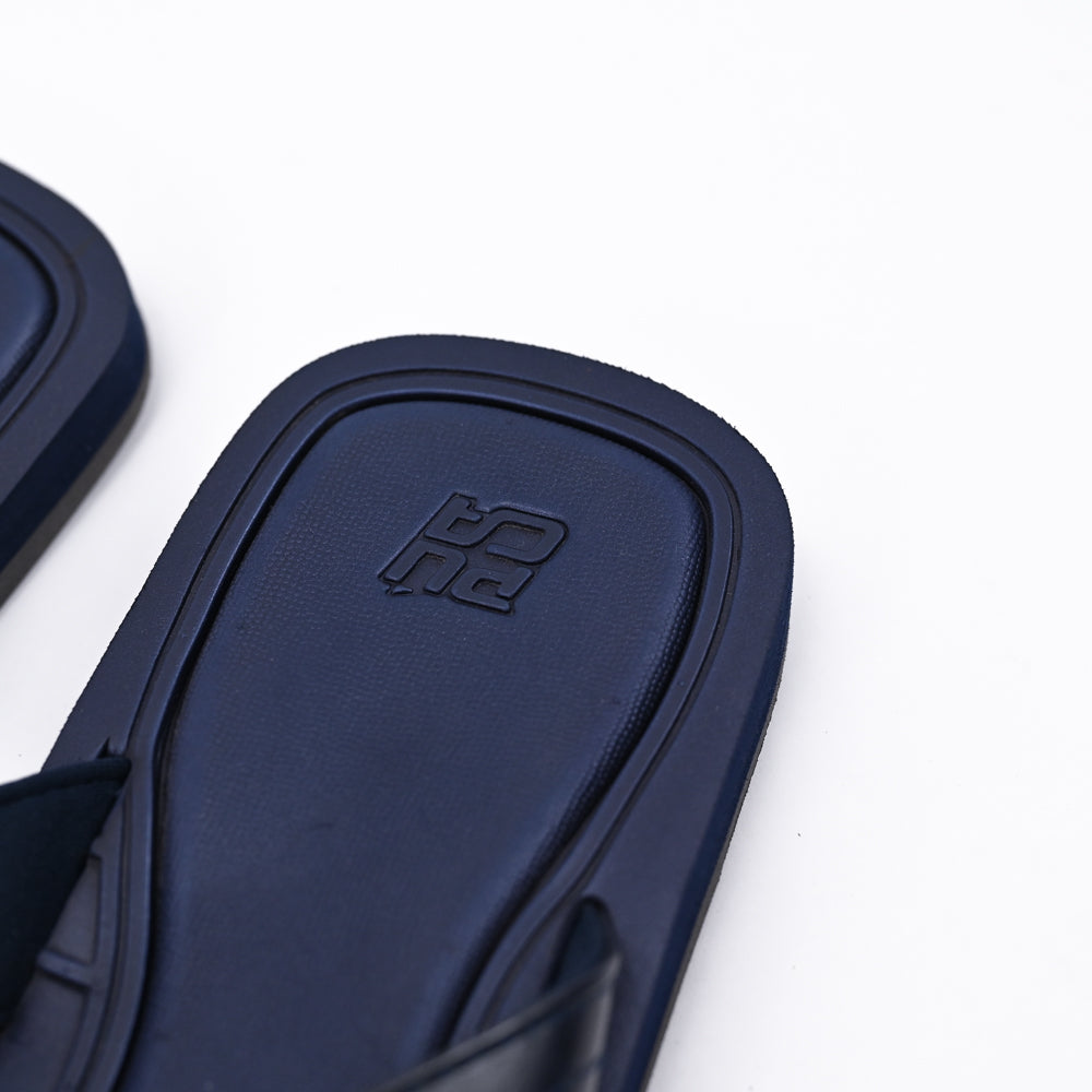 STARK NAVY PUCA