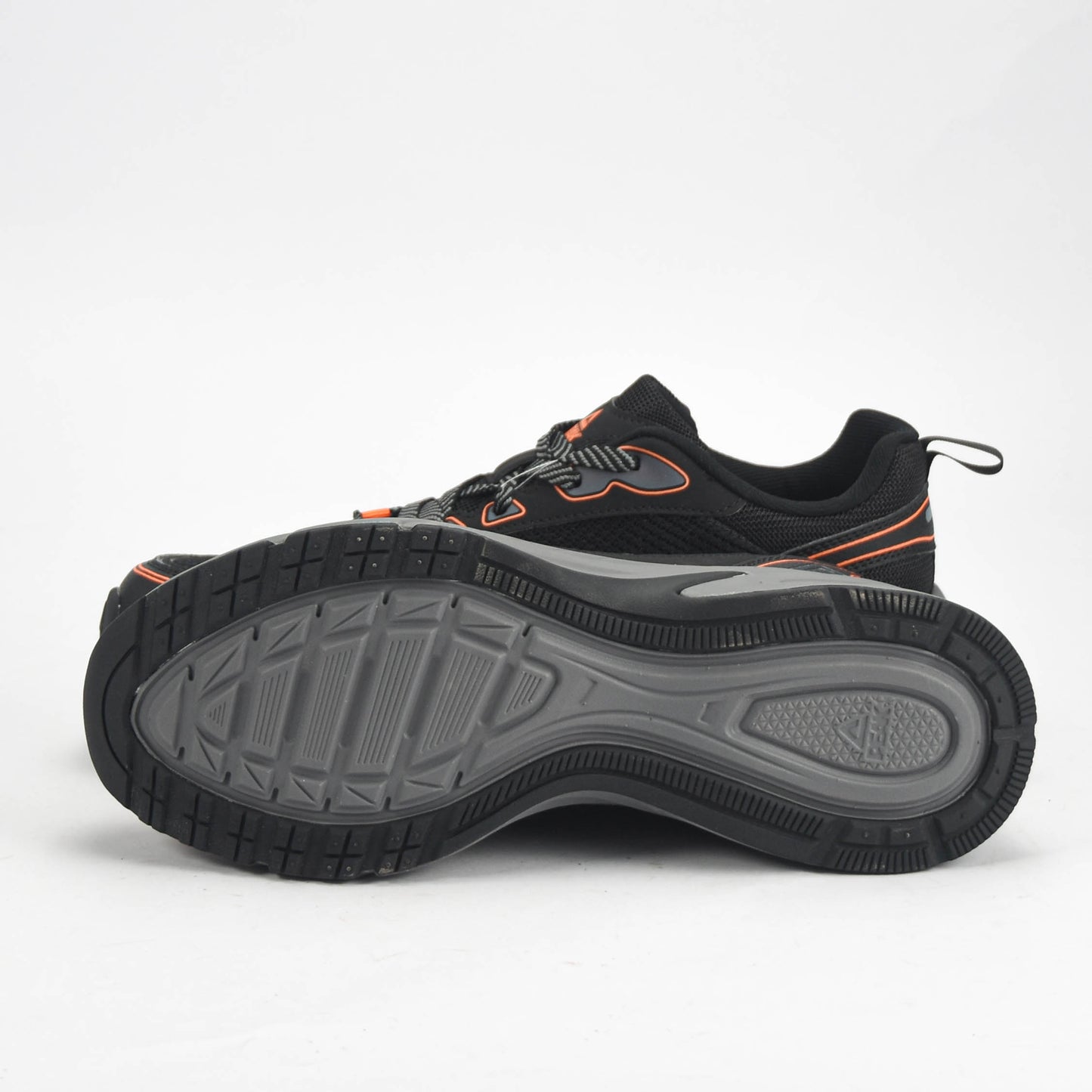 PEAK SHOES