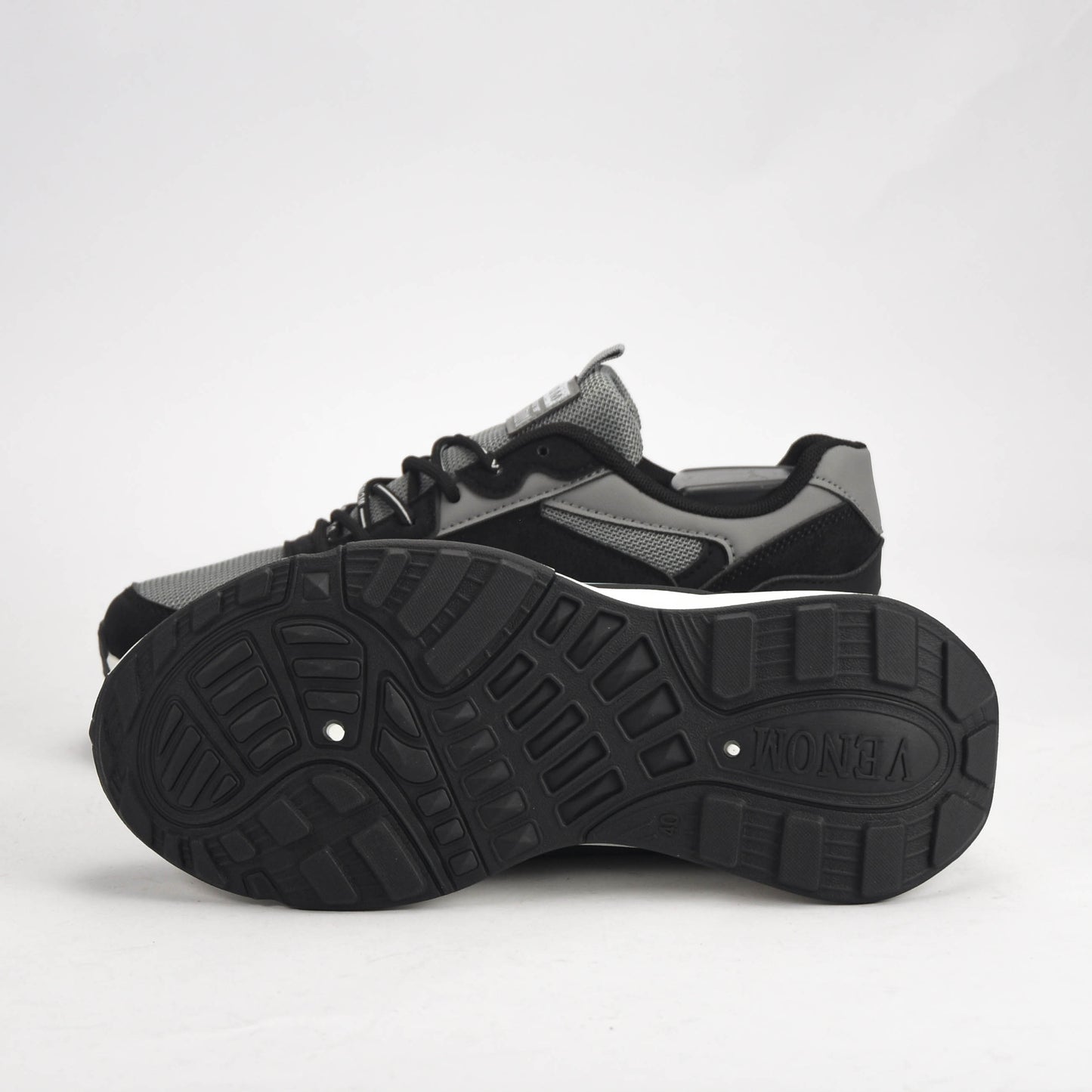 VENOM SHOES