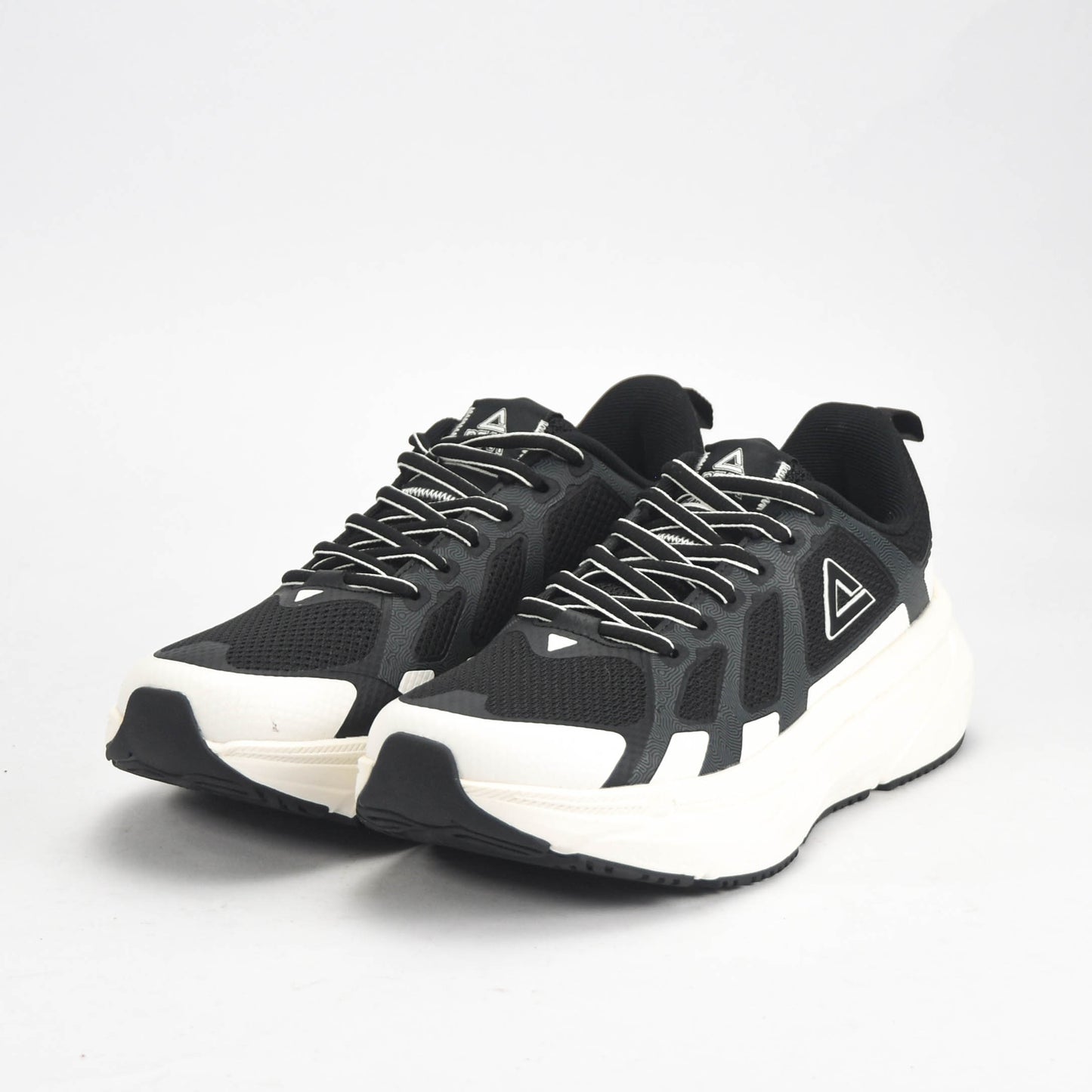 PEAK SHOES