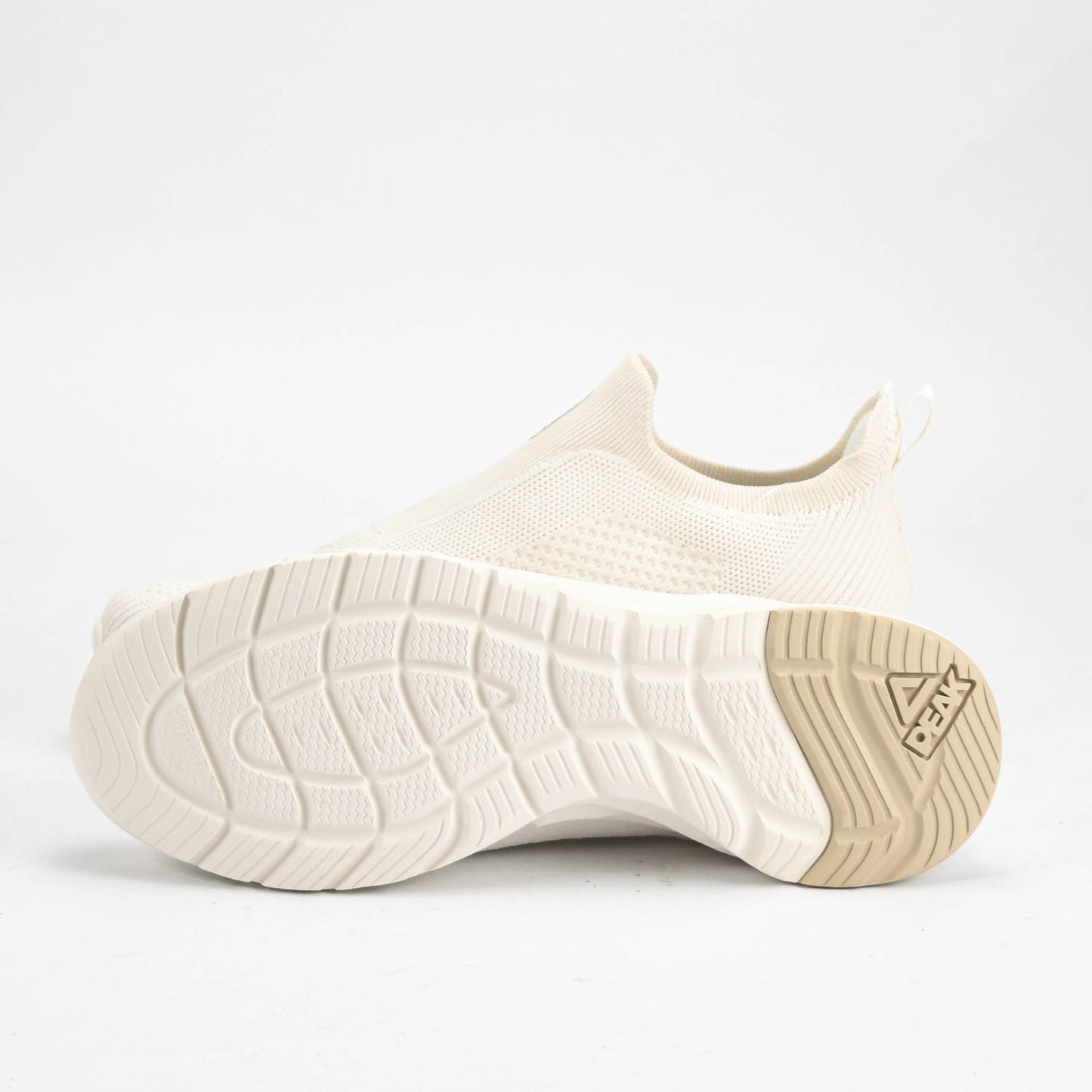 PEAK SHOES