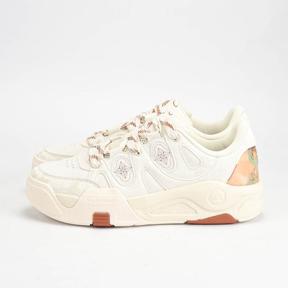 PEAK SHOES