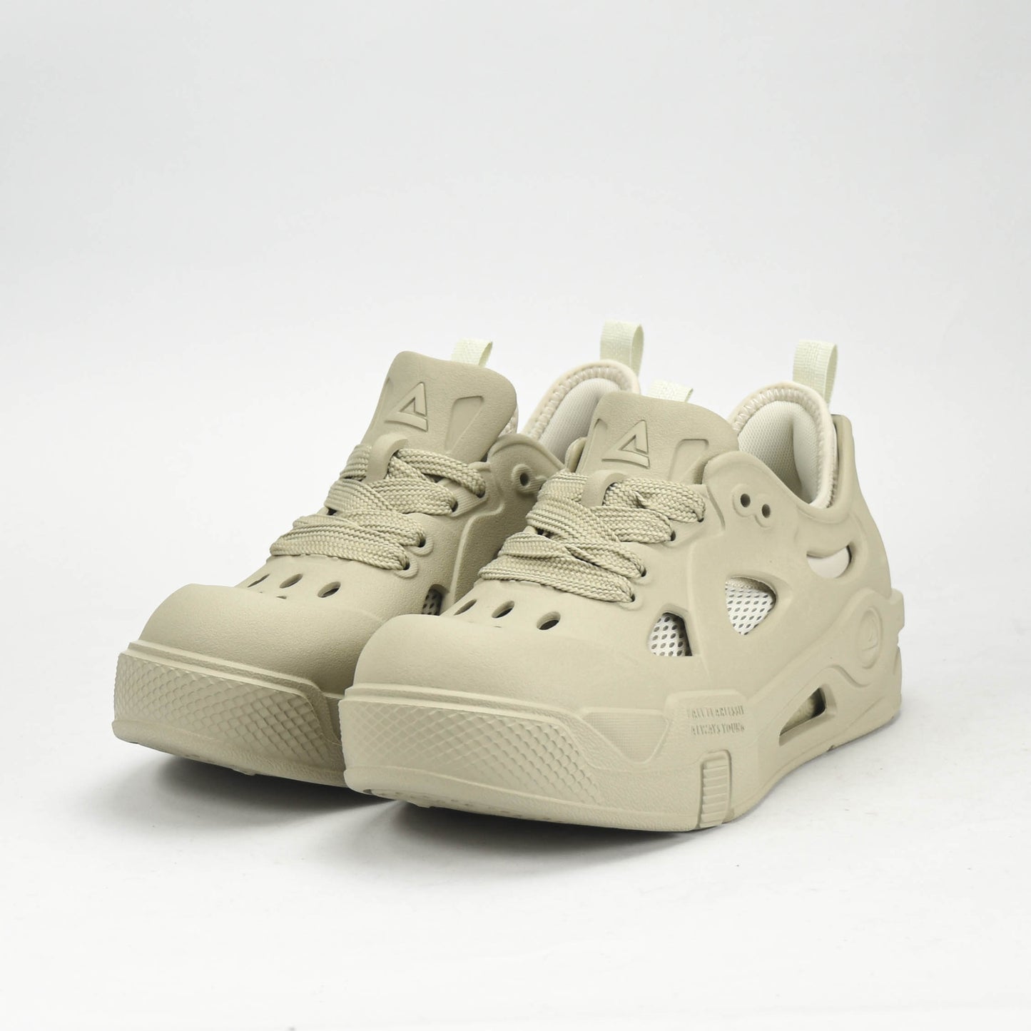 PEAK SPORTS SHOES