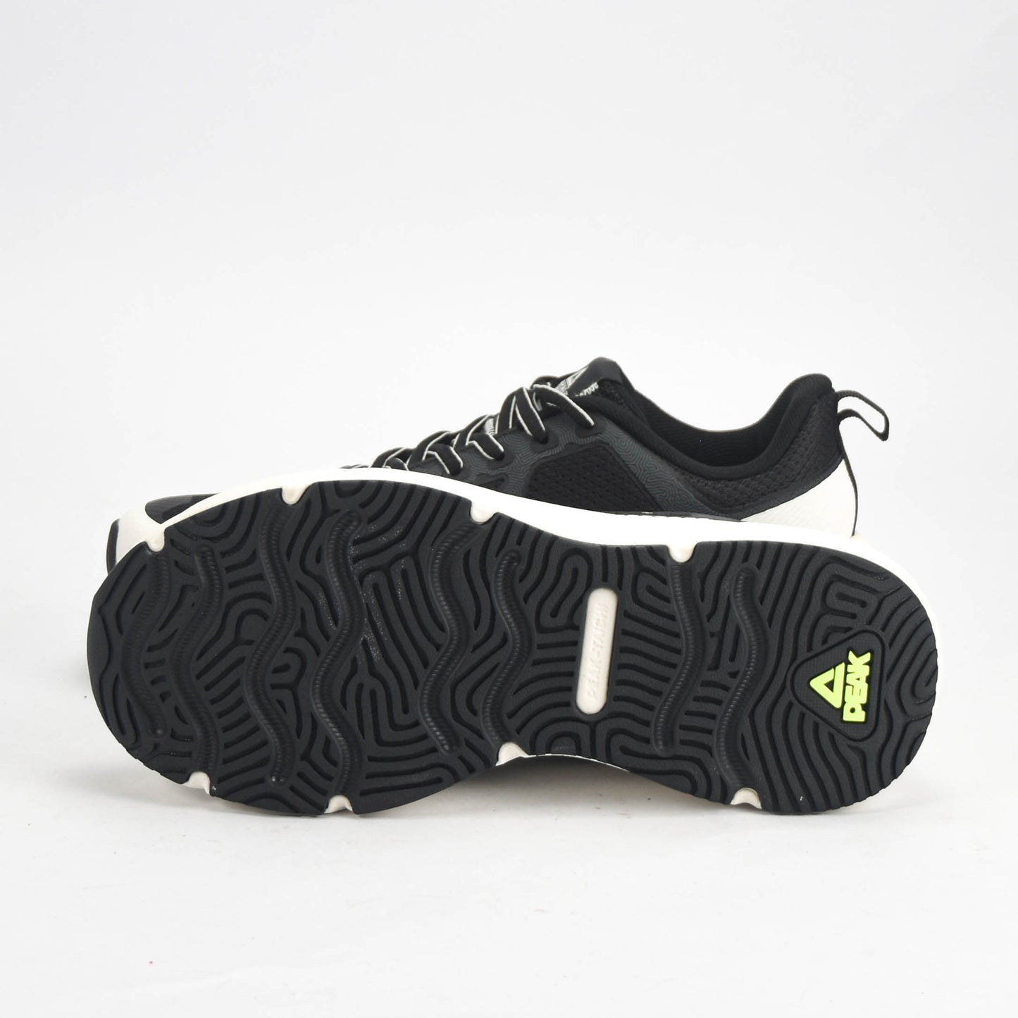 PEAK SHOES