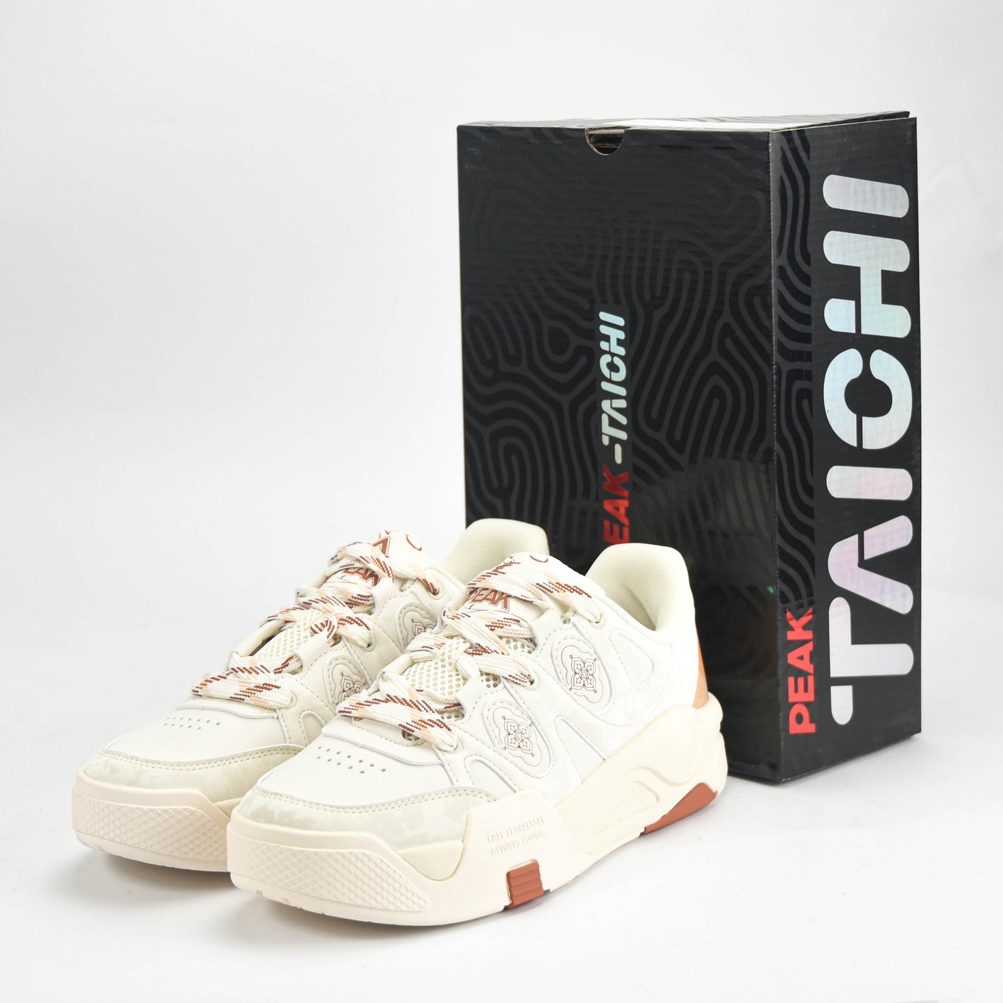 PEAK SHOES