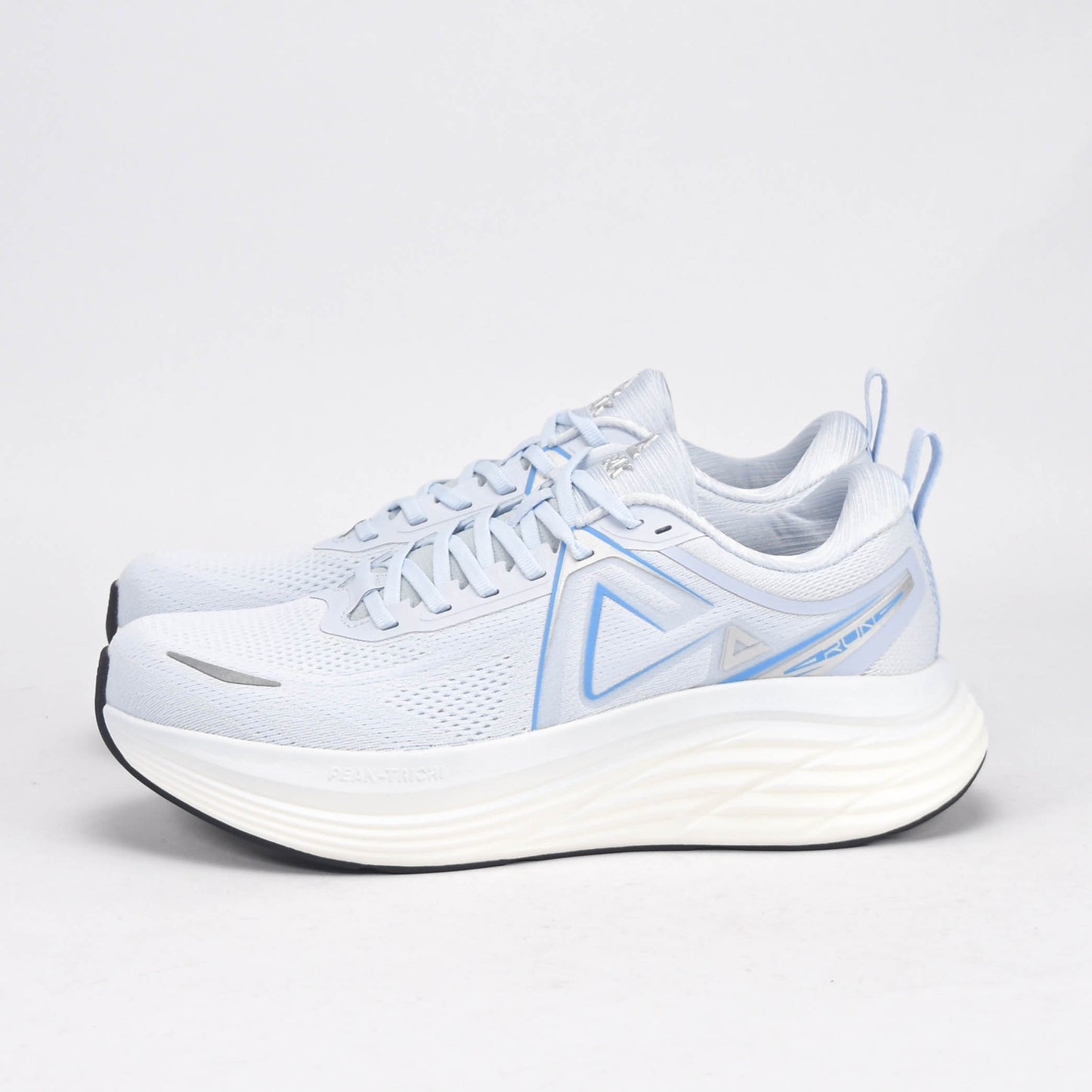 PEAK SHOES