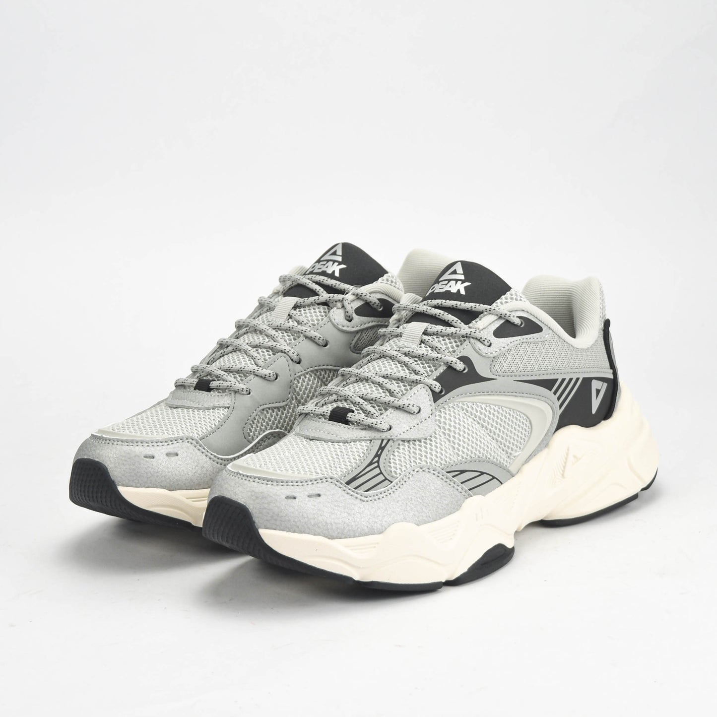 PEAK SHOES