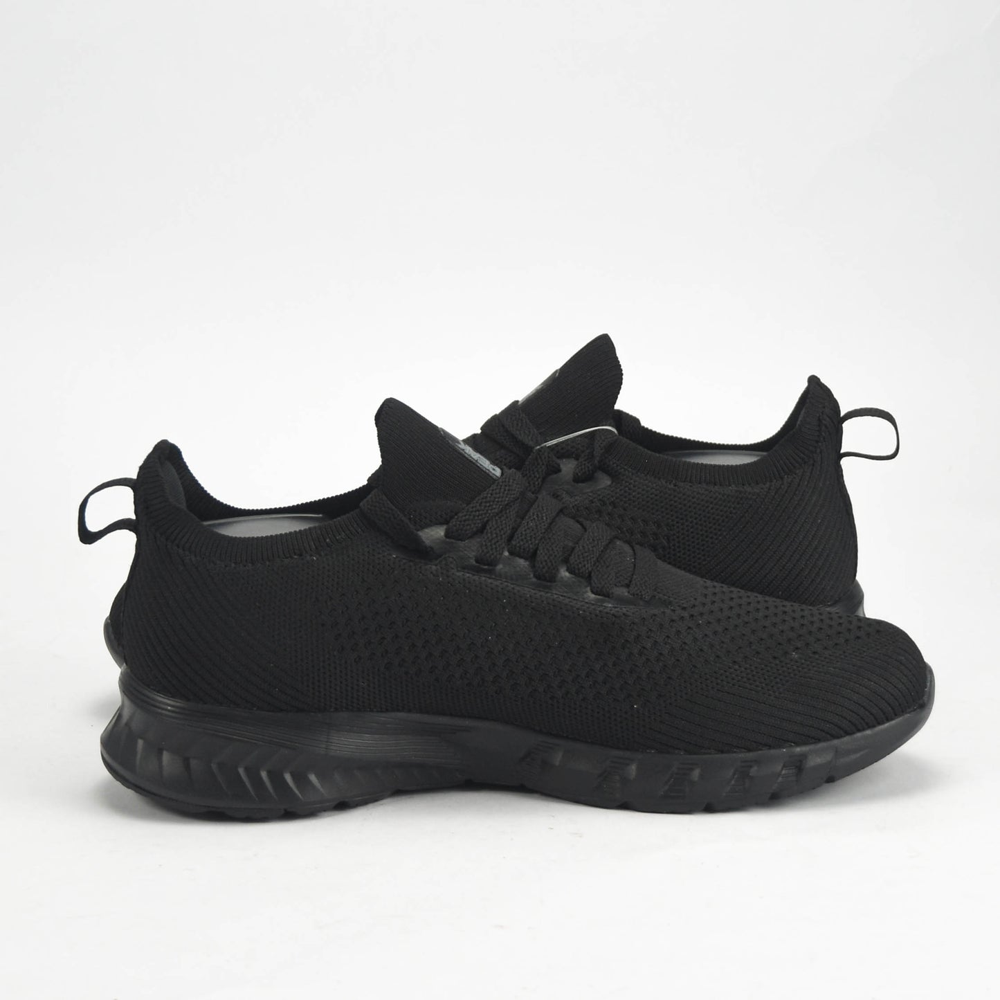 PEAK SHOES