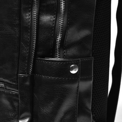 Sac à dos en cuir noir
Référence : 6601N