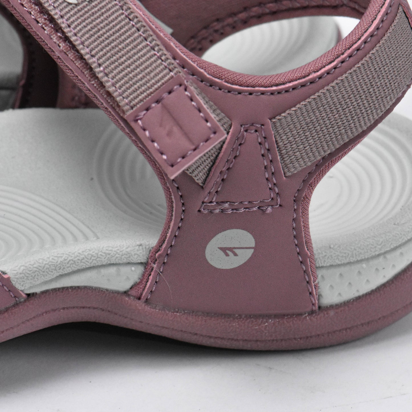 HI TEC MARINA AANSELIA
Référence : O014492