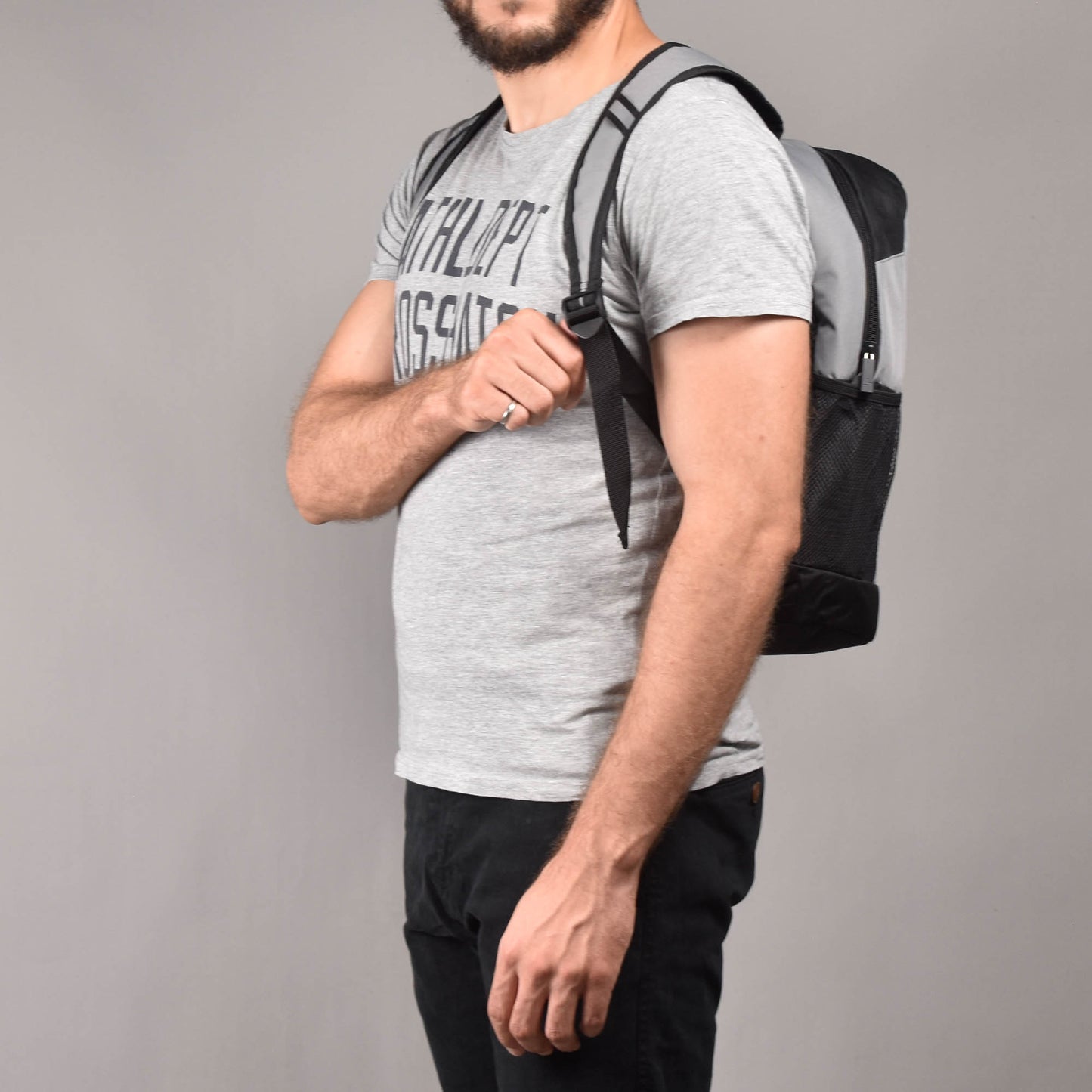 Sac à Dos TRACKER Cambidge 22L
Référence : BKP5304TR-GREY