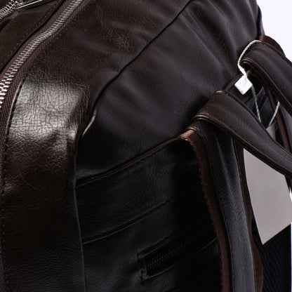 Sac à dos en cuir marron noirci
Référence : 6601