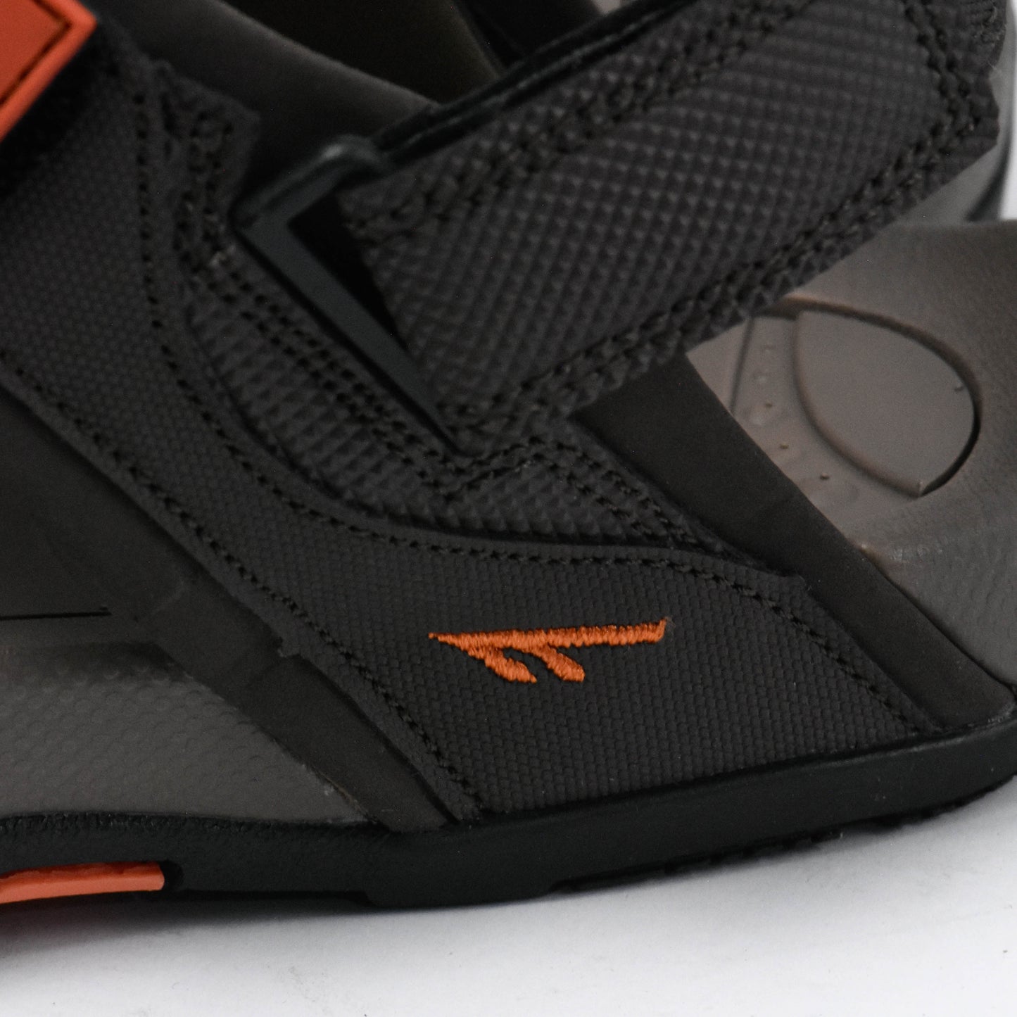 HI TEC ULA
Référence : O014444