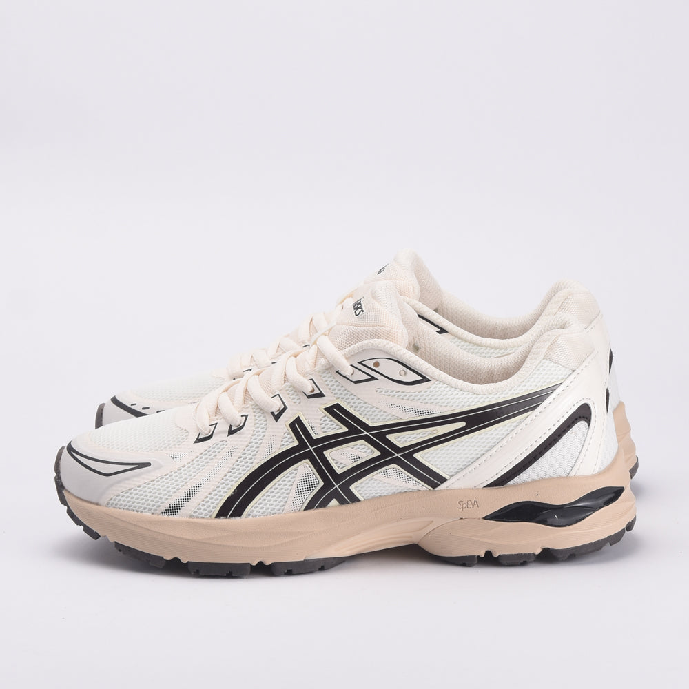 ASICS GEL FLUX CN
  1011B646-101