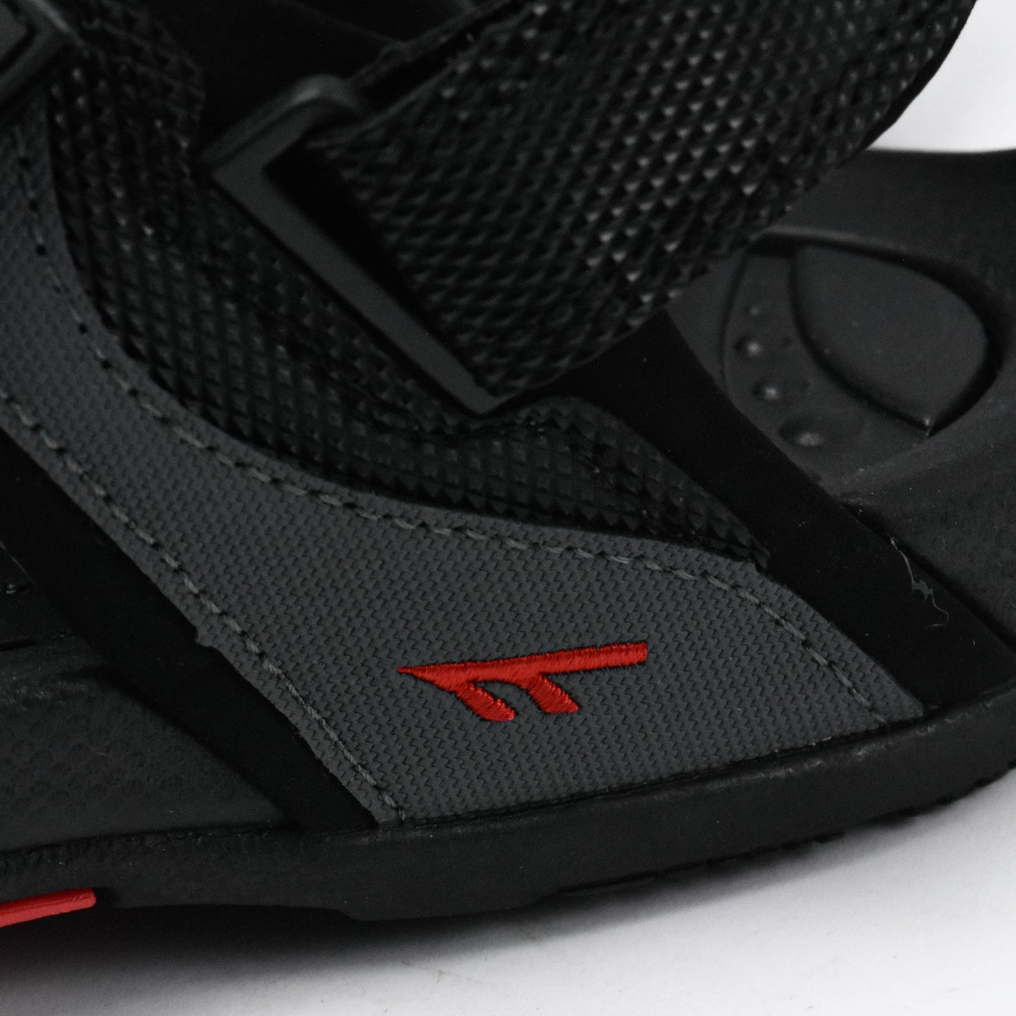 HI TEC ULA
Référence : O014449