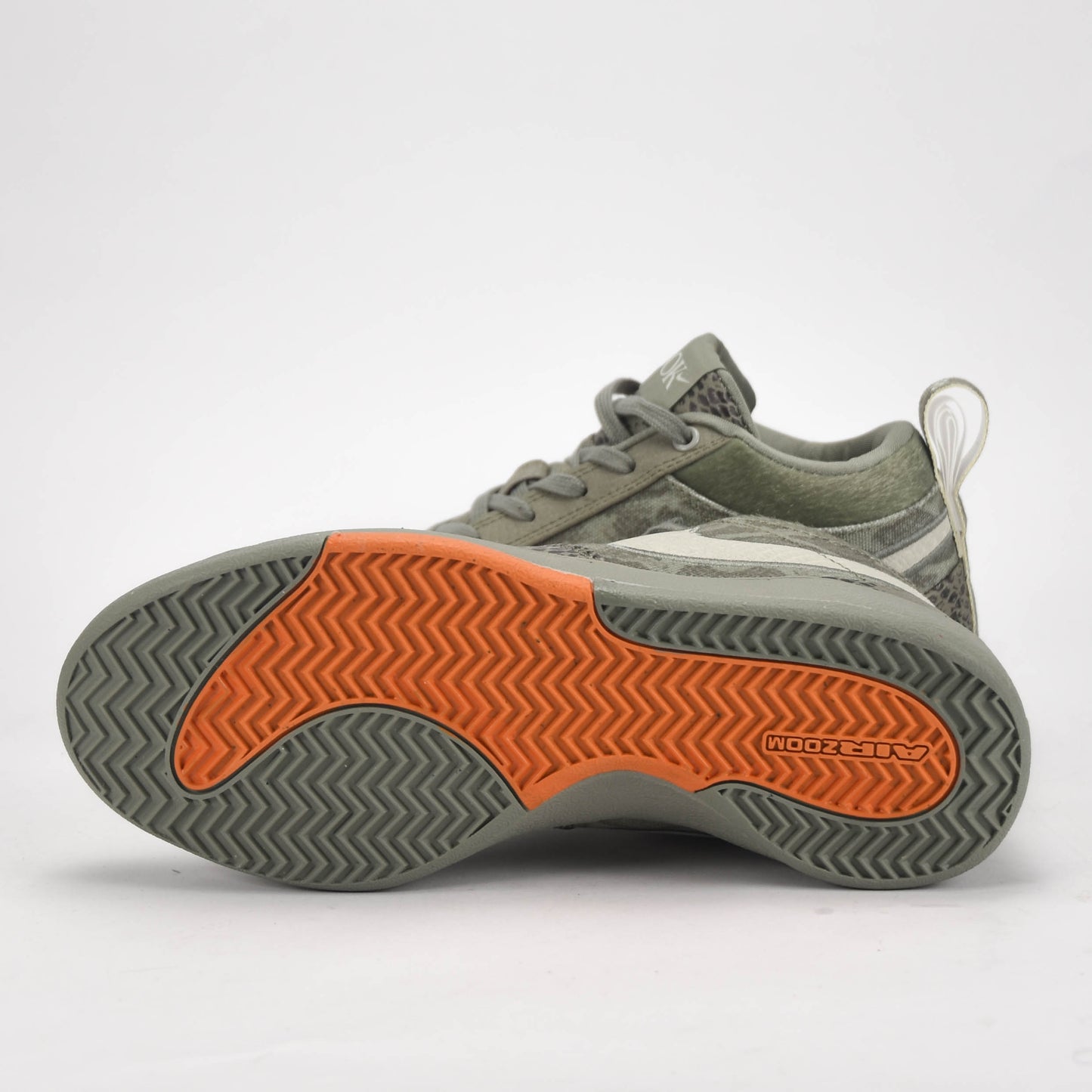 Nike Book 1
Référence : HF6236-002(AAA)